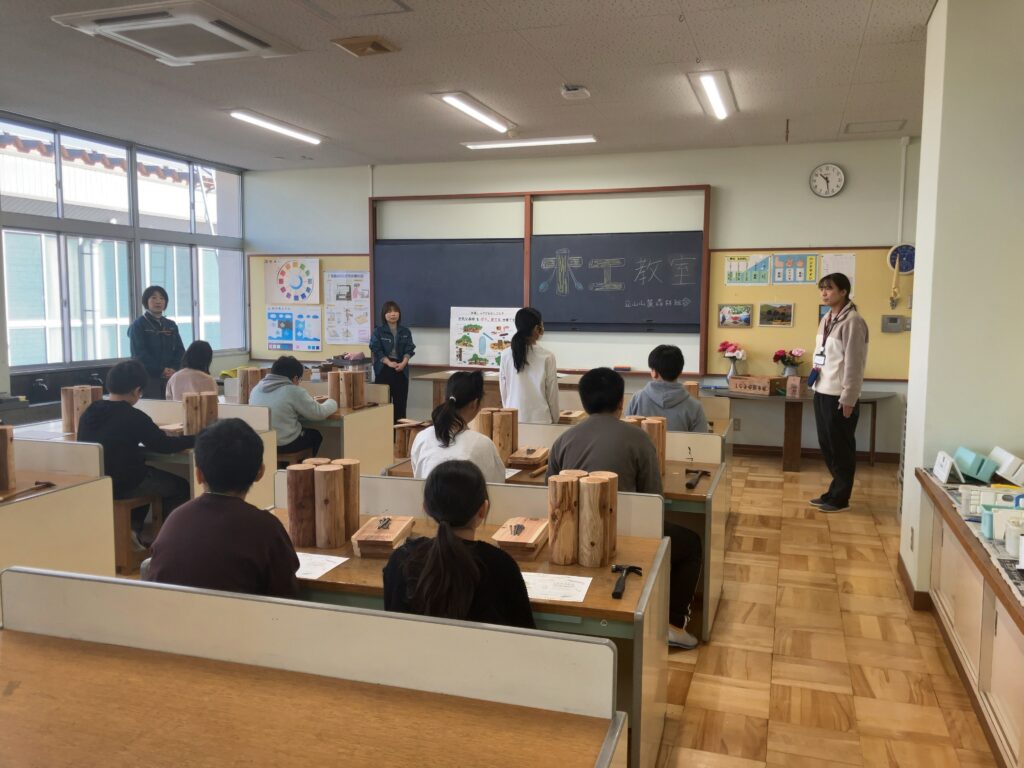 釜ヶ淵小学校木工教室